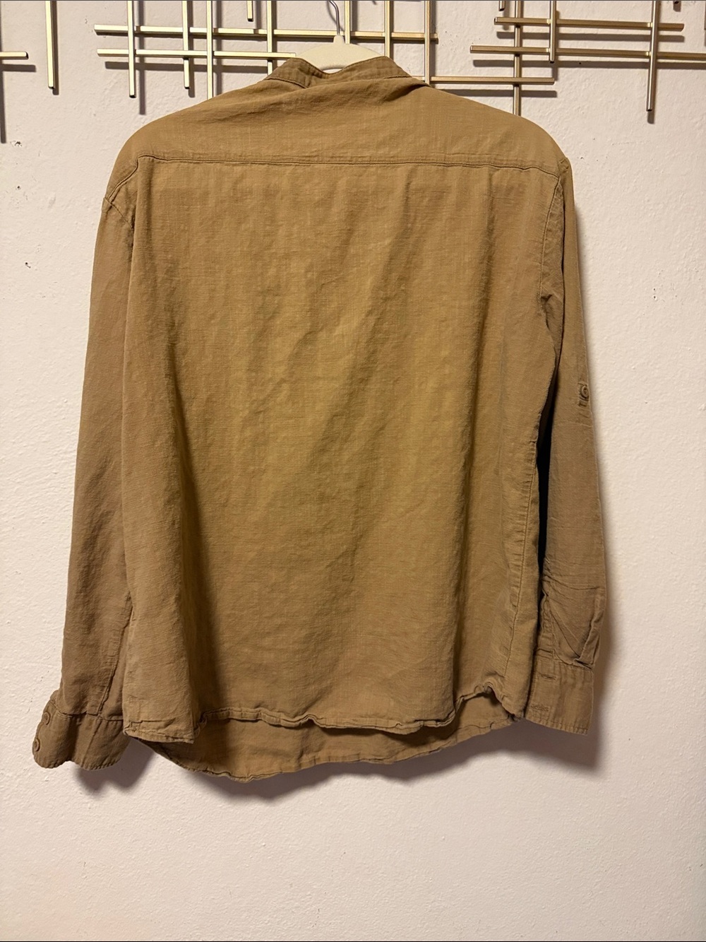 CooFandy Men’s Tan Band Collar Casual Shirt Minimalist Style - Picture 5 of 6